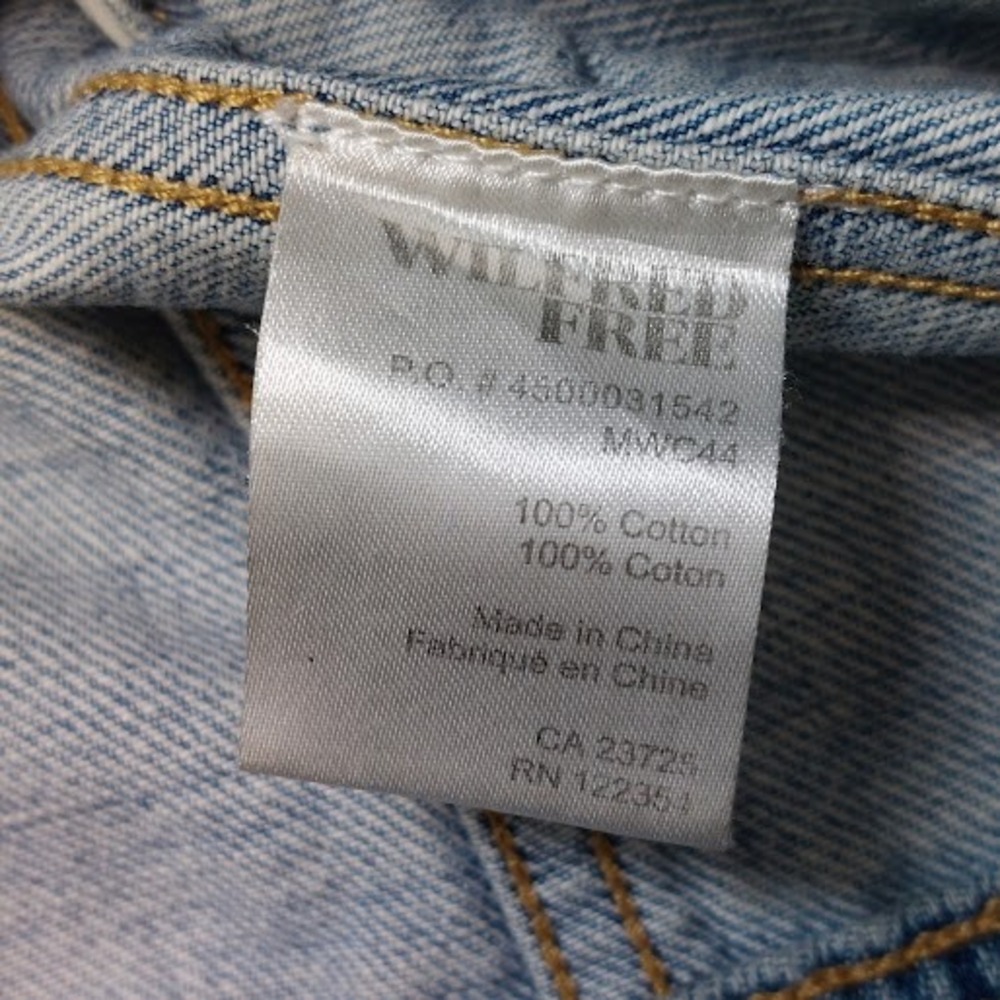 Wilfred Free Denim Jacket Women's Small Light Blue Cotton Button Up‎ Casual Norm - Picture 8 of 9
